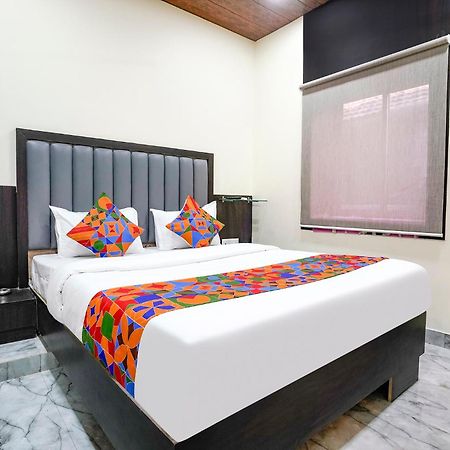 Fabexpress Gulshan Grand - Nr Gateway Of India ムンバイ エクステリア 写真